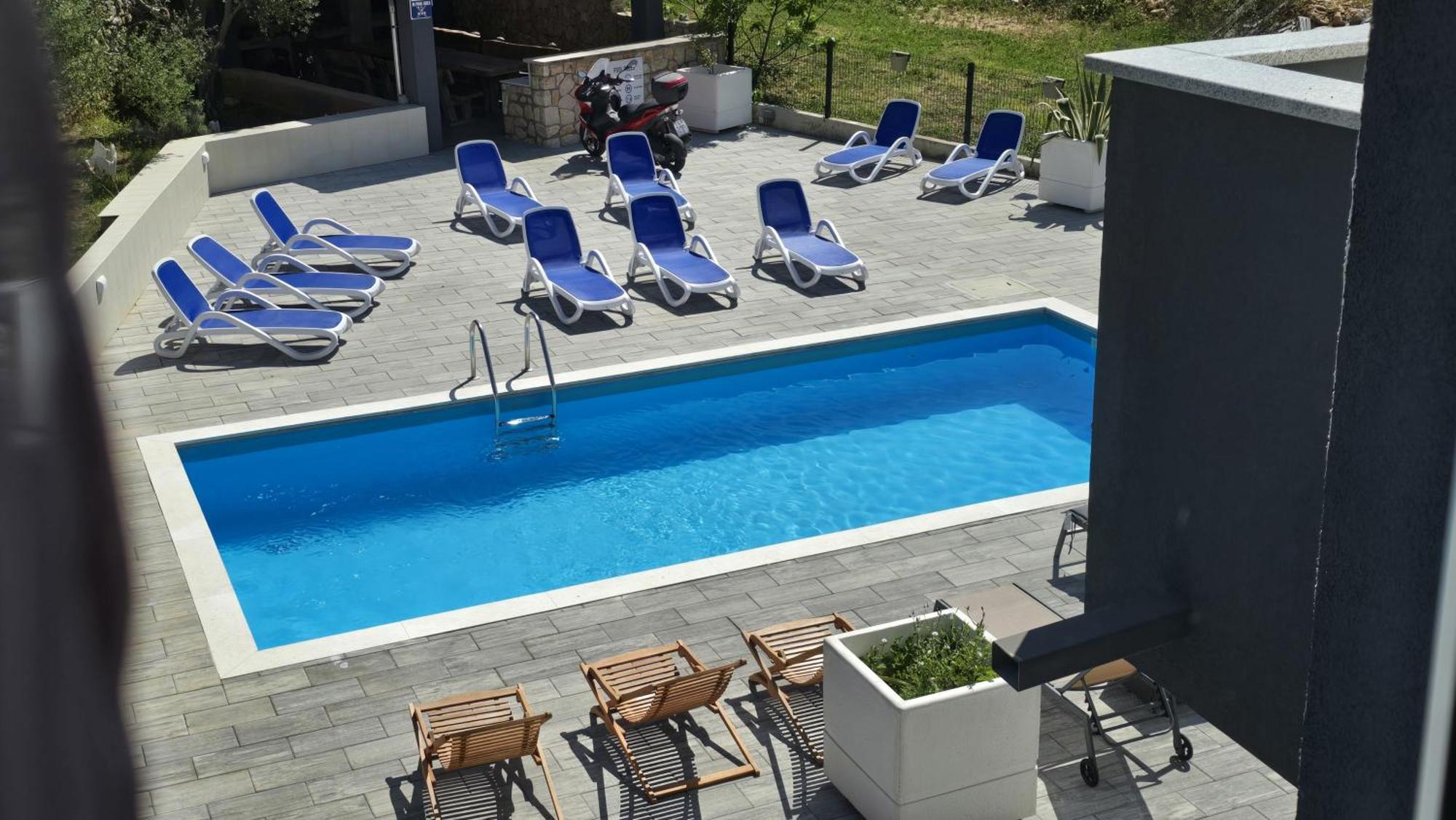 Apartments Villa M&M Novalja Pokoj fotografie